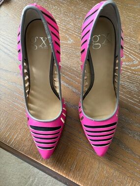 GX by Gwen Stefani Hot Pink Striped Pointed-Toe Pumps